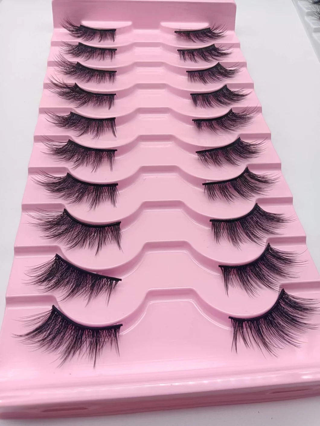 Wholesale Natural Curly Half Lash Handmade Vegan 3D Faux Mink Half Circle Eyelashes Supplier